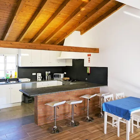 Casa Pompona 1 Rogil